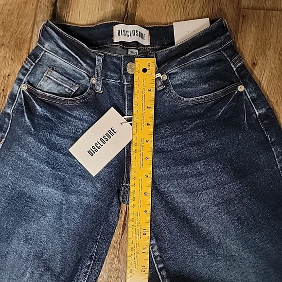 Wide Leg Denim Jeans - Picture 4 of 9